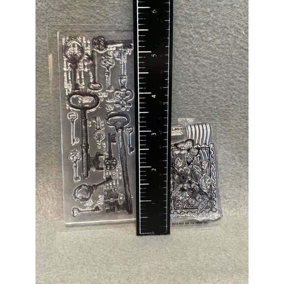 Hot Off The Press Inc Clear Cling Stamp Set - Keys & Flowers - Vintage Design - Picture 3 of 4